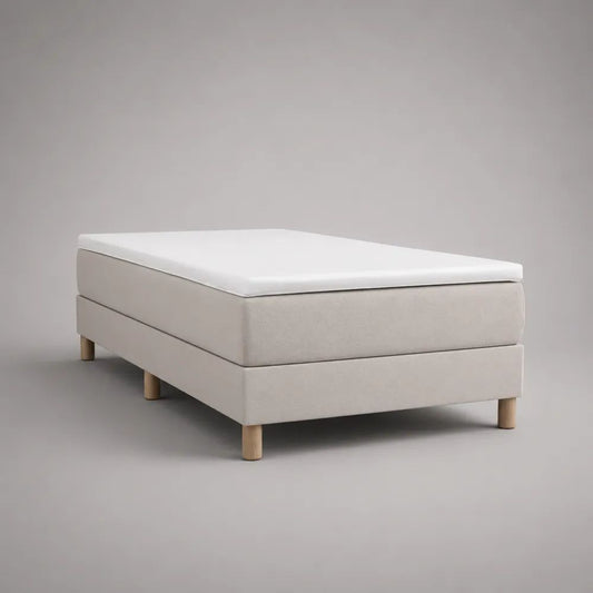 Letto boxspring matrimoniale alla francese beige e bianco 140 × 200 cm, dimensioni 148 × 208 × 60 cm, con materasso e topper